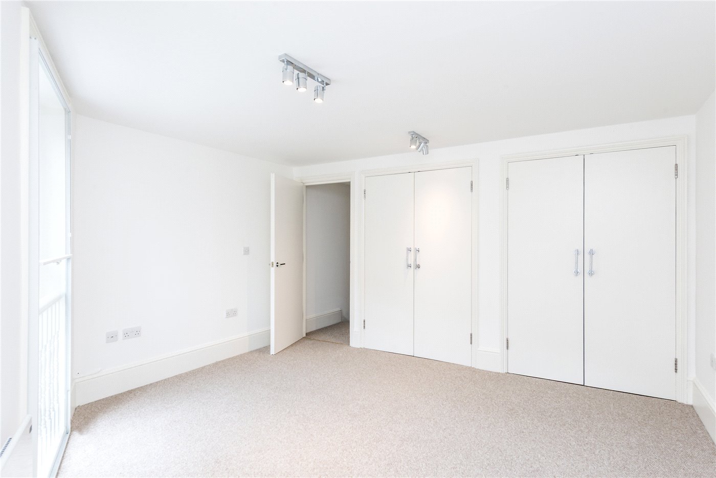 Fitted Wardrobes
